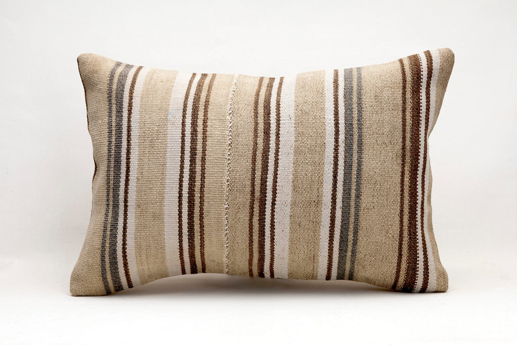 Kilim Pillow, 16x24 in. (KW40601570)