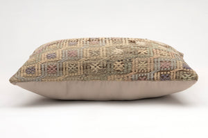 Kilim Pillow, 16x24 in. (KW40601899)