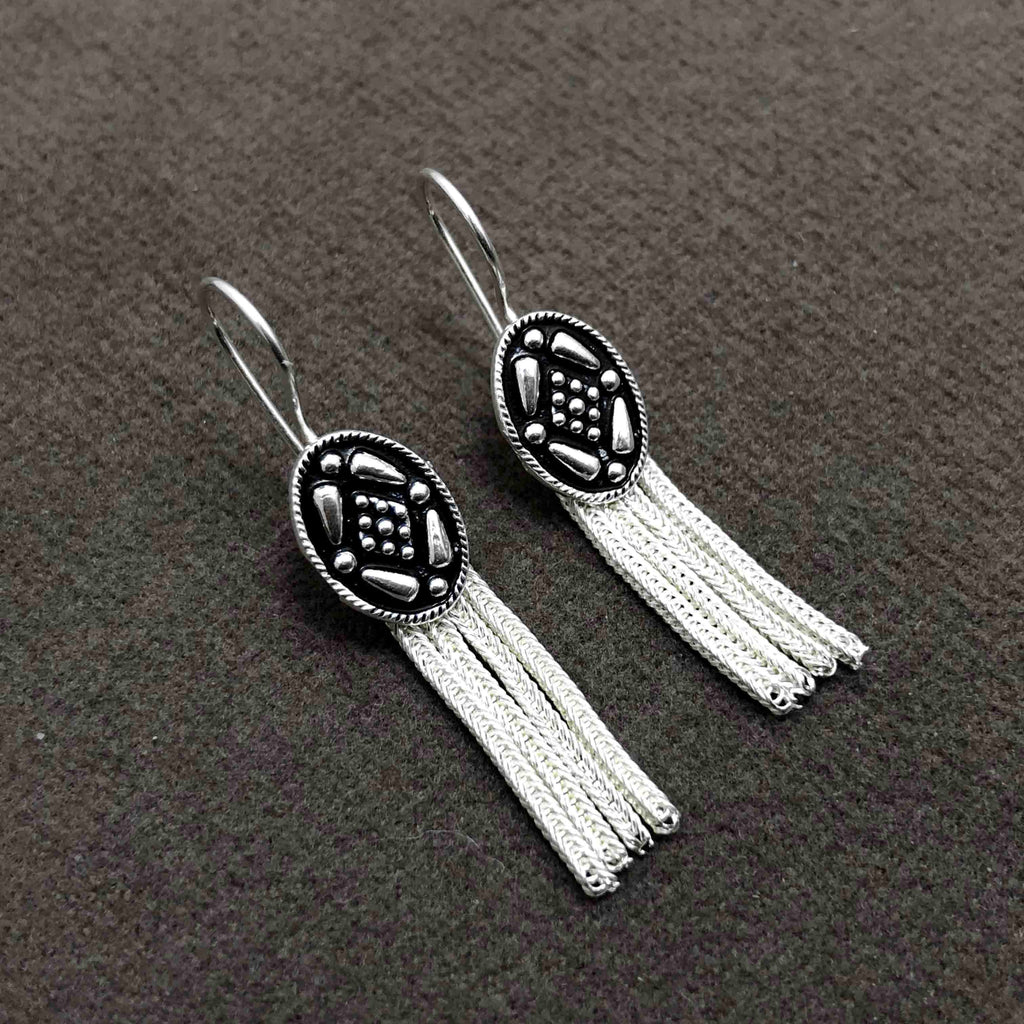 Fringed Model Mardin Straw Silver Earrings (NG201012374)