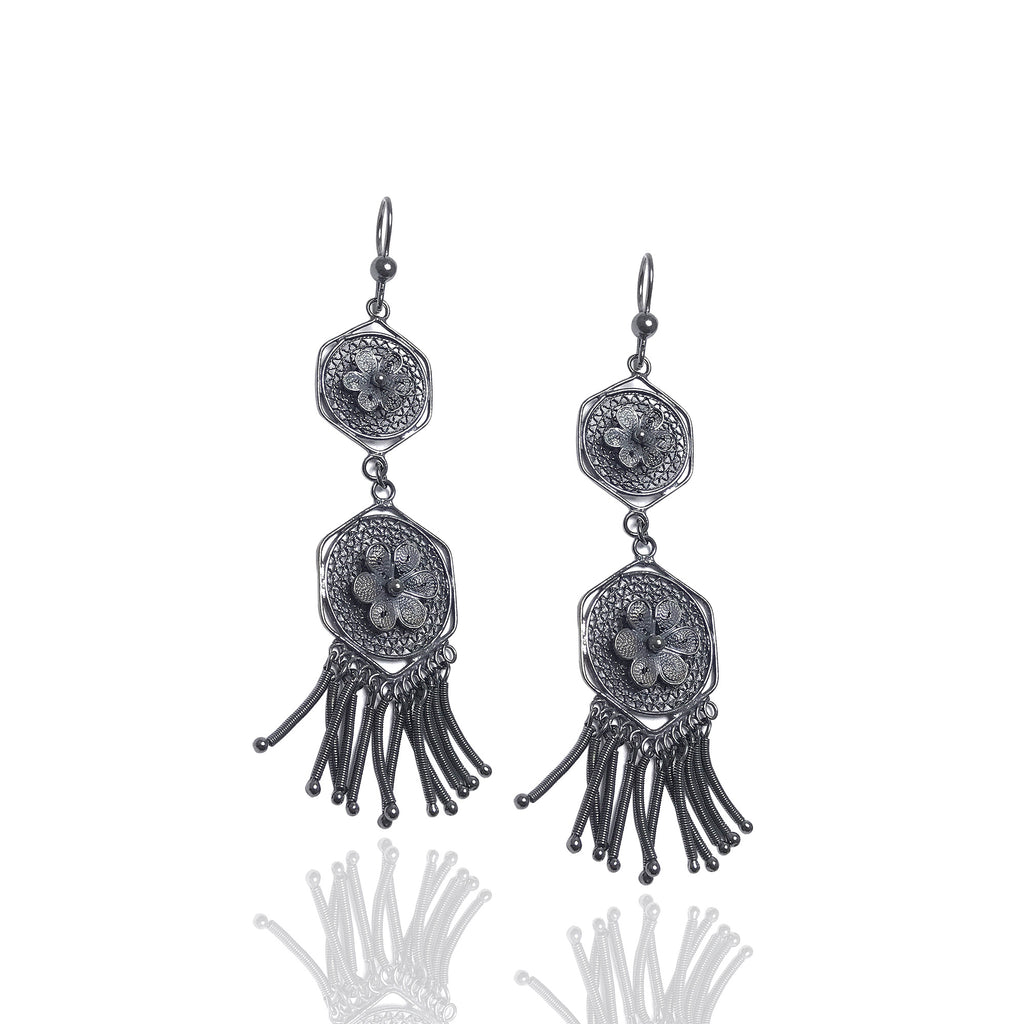 Scaly Flower Model Oxidized Filigree Silver Earrings (NG201017350)