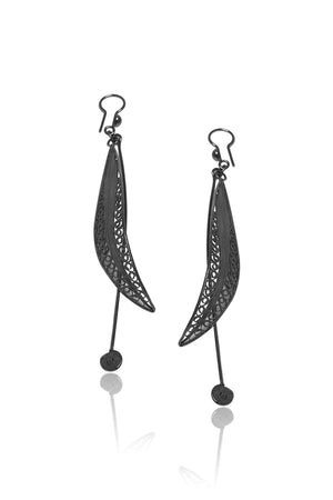 Leaf Model Oxidized Filigree Silver Earrings (NG201017384)