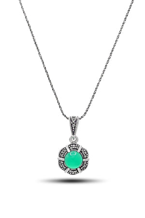 Floral Model Silver Triple Jewelry Set With Emerald (NG201021930)